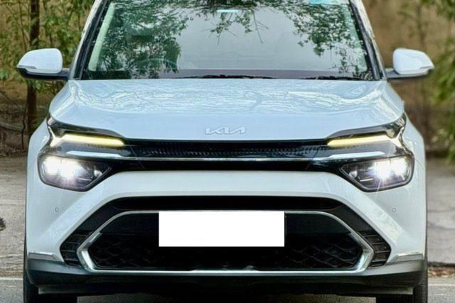 Kia Carens Luxury iMT BSVI Second-hand 2022 Kia Carens Luxury iMT BSVI for sale in New Delhi