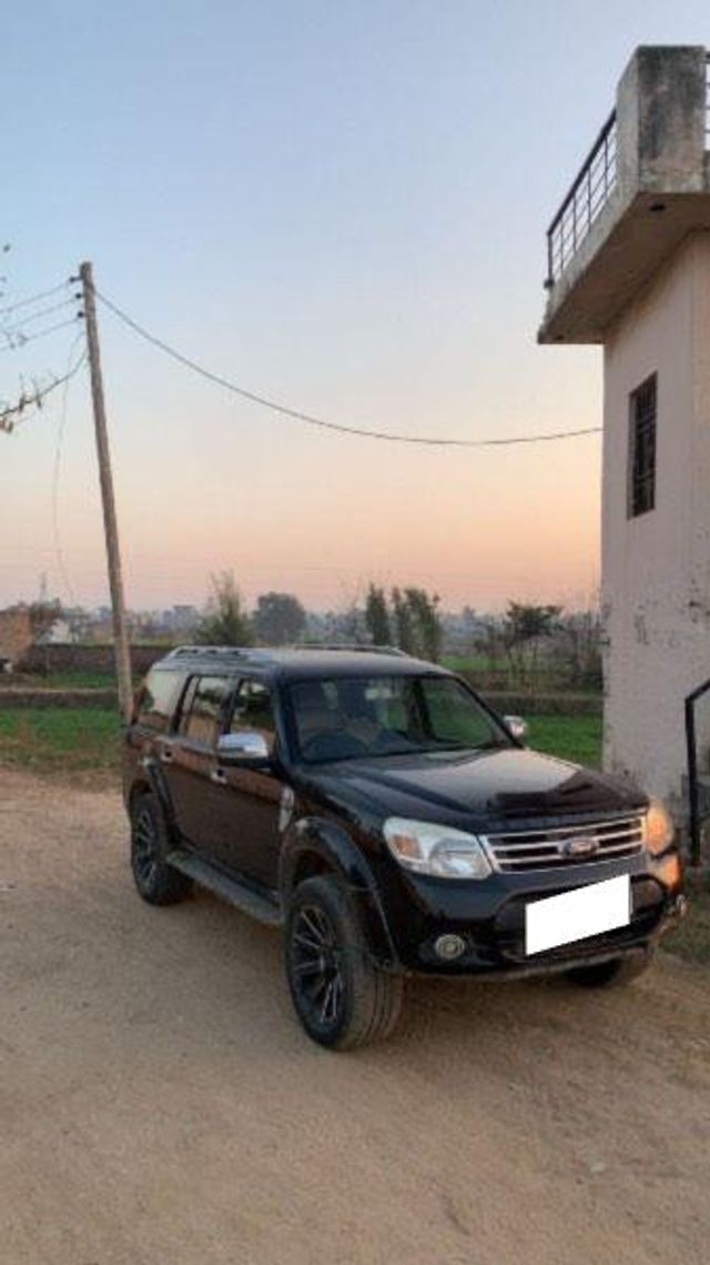 Ford Endeavour 2.5L 4X2 Second-hand 2012 Ford Endeavour 2.5L 4X2 for sale in Ludhiana