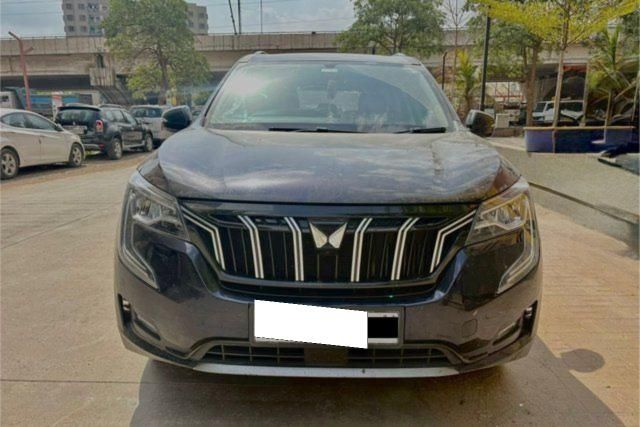 Mahindra XUV700 AX5 7 Str Diesel Second-hand 2023 Mahindra XUV700 AX5 7 Str Diesel for sale in Ahmedabad