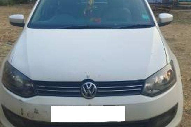 Volkswagen Polo 1.2 MPI Highline Second-hand 2013 Volkswagen Polo 1.2 MPI Highline for sale in Adilabad