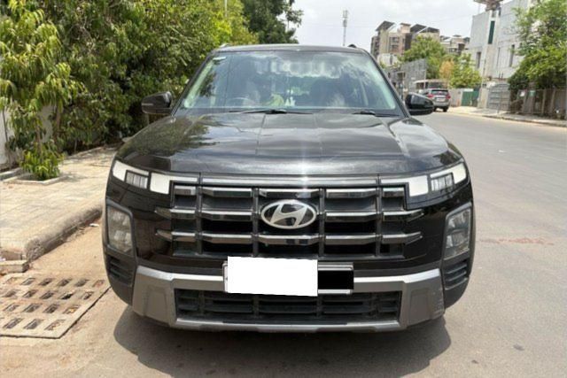 Hyundai Creta SX Second-hand 2025 Hyundai Creta SX for sale in Ahmedabad