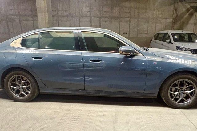 BMW 5 Series 530Li Second-hand 2025 BMW 5 Series 530Li for sale in Ahmedabad