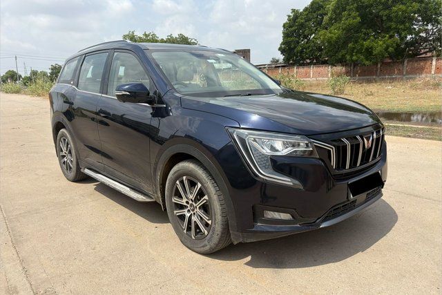 Mahindra XUV700 AX7 Diesel AT Luxury Pack AWD BSVI Second-hand 2022 Mahindra XUV700 AX7 Diesel AT Luxury Pack AWD BSVI for sale in Ahmedabad