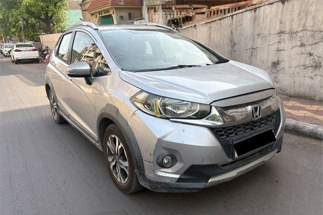 Honda WR-V i-VTEC VX Second-hand 2017 Honda WR-V i-VTEC VX for sale in Ahmedabad