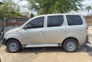 Used Mahindra Xylo D2