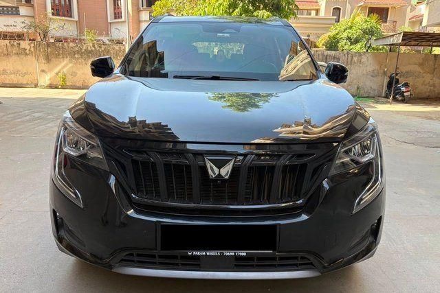 Second-hand 2024 Mahindra XUV700 AX5 5Str Diesel AT for sale in Ahmedabad