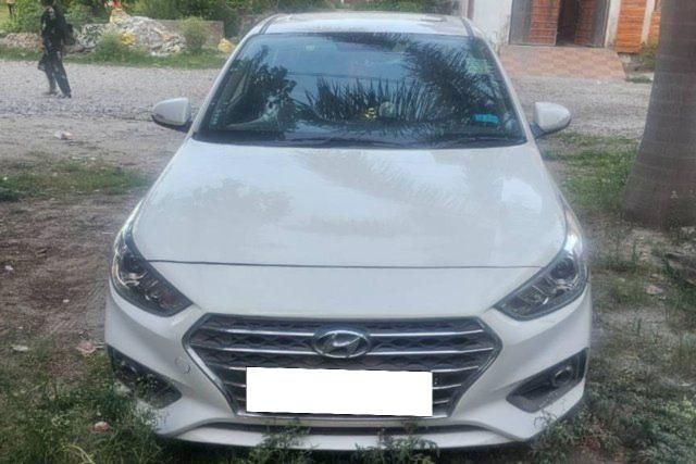 Hyundai Verna CRDi 1.6 SX Option Second-hand 2019 Hyundai Verna CRDi 1.6 SX Option for sale in Meerut
