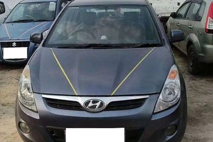 19 Used Hyundai i20 in Varanasi