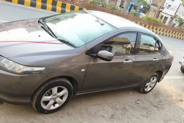 Honda City S Second-hand 2011 Honda City S for sale in Varanasi
