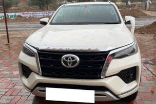 Used Toyota Fortuner 2.8 2WD MT BSIV