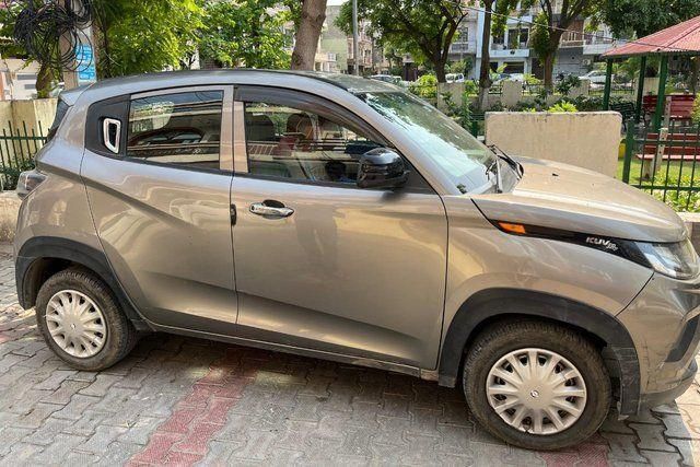 Second-hand 2017 Mahindra KUV 100 NXT D75 K2 for sale in New Delhi