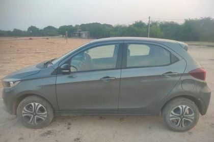 71 Used Tata Tiago