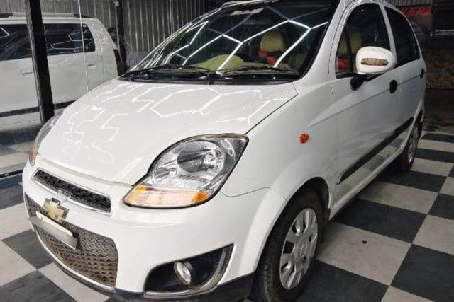 Chevrolet Spark 1.0 LT Second-hand 2012 Chevrolet Spark 1.0 LT for sale in Shimoga