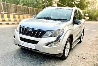 3 Used Mahindra XUV500 in Pathankot