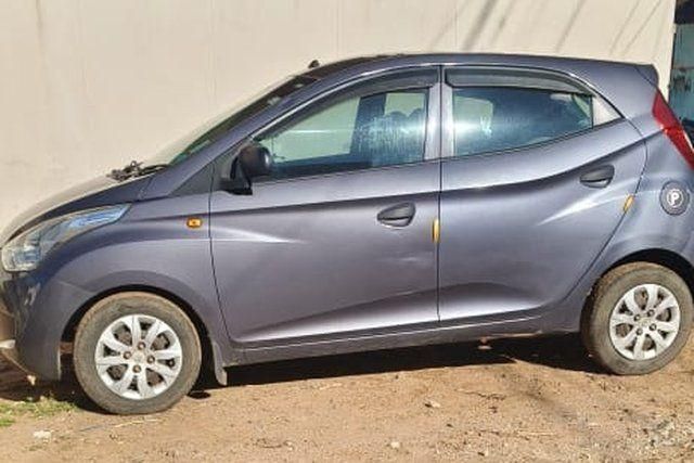 Hyundai EON Magna Plus Second-hand 2016 Hyundai EON Magna Plus for sale in Karaikudi