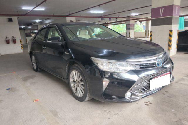Toyota Camry 2.5 Hybrid Second-hand 2016 Toyota Camry 2.5 Hybrid for sale in Mumbai