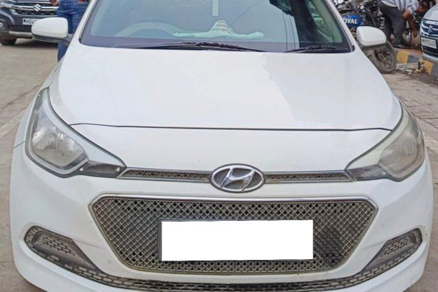 Hyundai i20 1.2 Anniversary Edition Second-hand 2015 Hyundai i20 1.2 Anniversary Edition for sale in Ulhasnagar