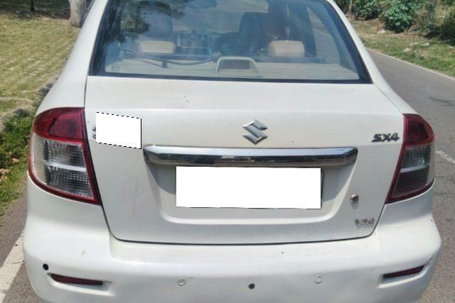 Maruti Suzuki SX4 Vxi BSIV Second-hand 2013 Maruti Suzuki SX4 Vxi BSIV for sale in Chandigarh