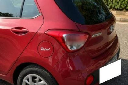 34 Used Hyundai Grand i10 in Surat