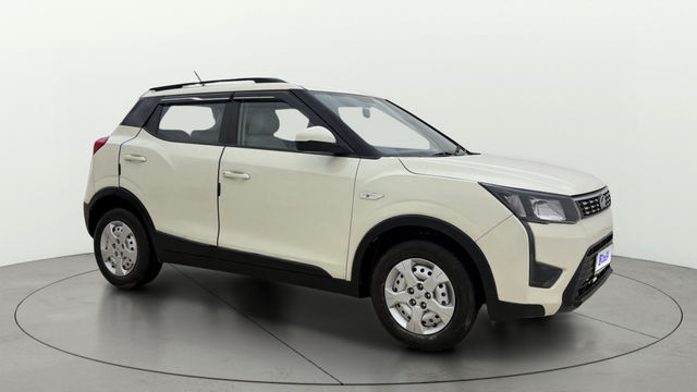 Second-hand 2019 Mahindra XUV300 W6 BSIV for sale in New Delhi