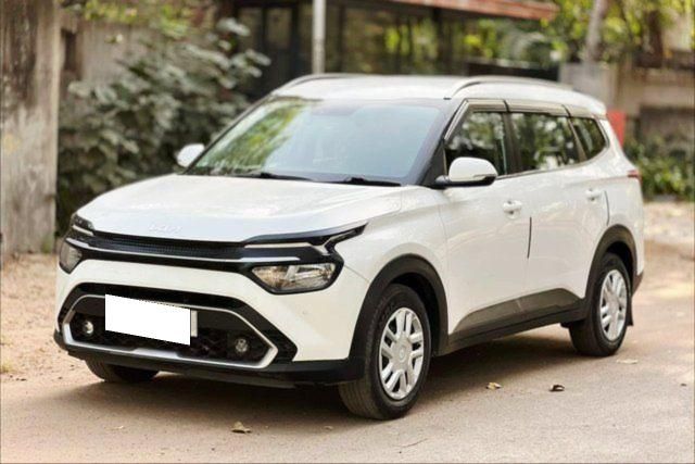 Second-hand 2022 Kia Carens Prestige Diesel BSVI for sale in Ahmedabad