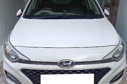 4 Used Hyundai i20