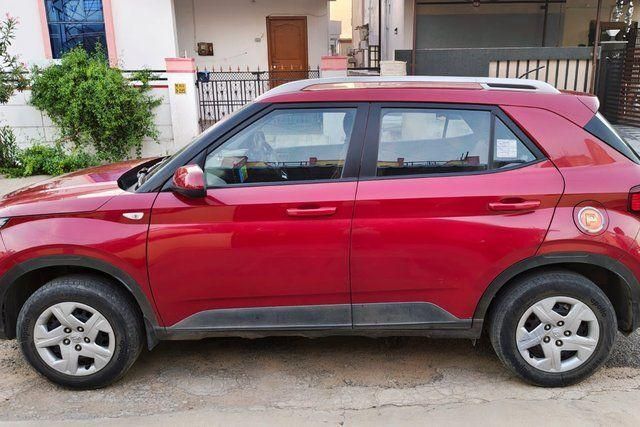 Hyundai Venue S BSIV Second-hand 2019 Hyundai Venue S BSIV for sale in Kurnool