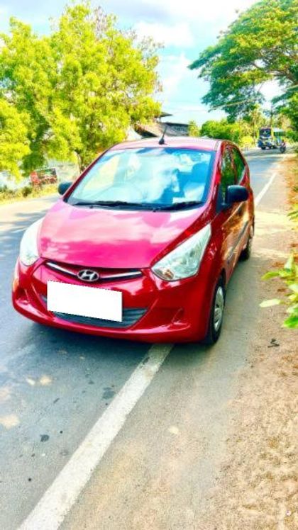4 Used Hyundai EON