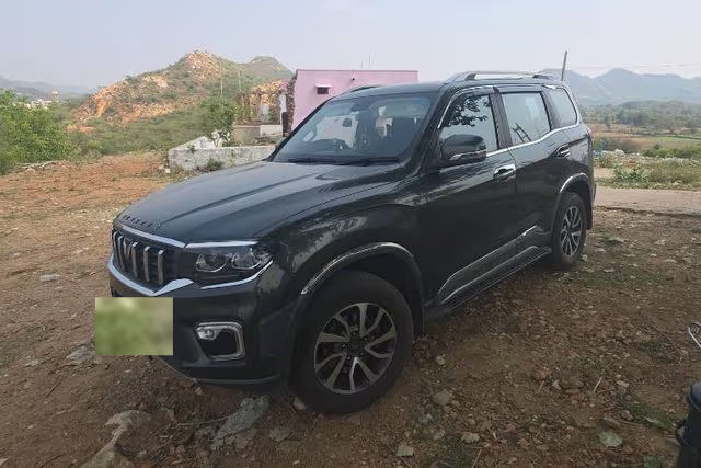 Second-hand 2023 Mahindra Scorpio N Z8 Diesel 4x4 AT for sale in New Delhi