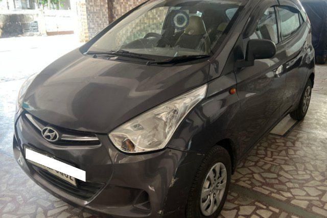 Second-hand 2014 Hyundai EON Era Plus for sale in Ahmedabad