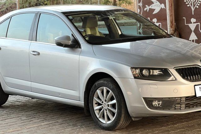 Second-hand 2017 Skoda Octavia 2.0 TDI AT Style Plus for sale in Ahmedabad