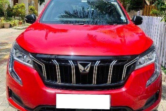 Second-hand 2024 Mahindra XUV700 MX 7Str Diesel for sale in Bangalore