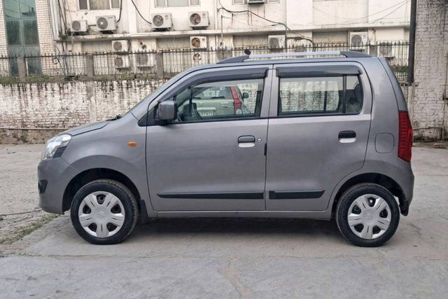 Second-hand 2019 Maruti Suzuki Wagon R VXI Optional for sale in New Delhi