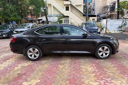 2016 Skoda Superb Style 1.8 TSI AT