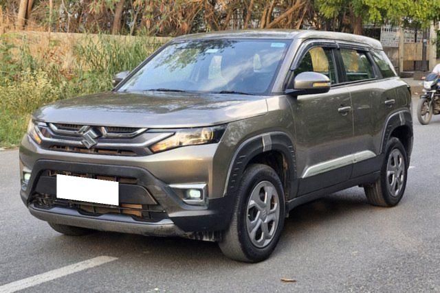 Maruti Suzuki Brezza Lxi Second-hand 2024 Maruti Suzuki Brezza Lxi for sale in New Delhi
