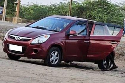 25 Used Hyundai i20 in Gandhidham