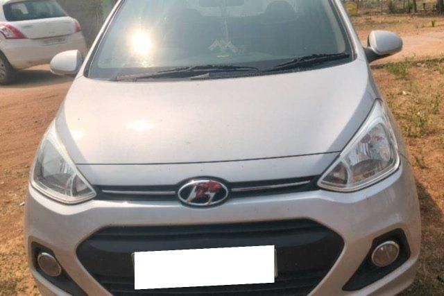 Hyundai Grand i10 Sportz Second-hand 2014 Hyundai Grand i10 Sportz for sale in Bargarh