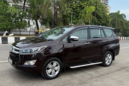 Used 2.5 ZX Diesel 7 Seater