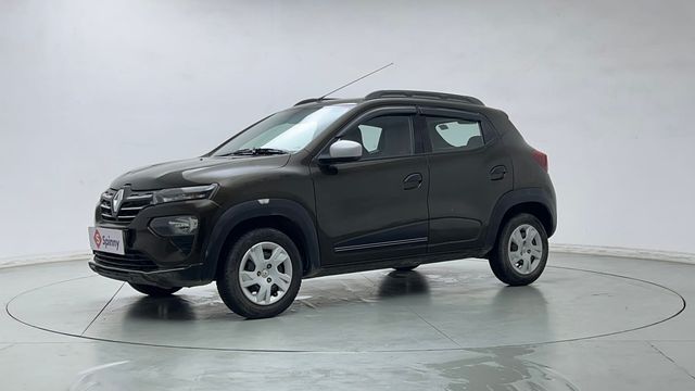 Second-hand 2022 Renault KWID 1.0 RXT for sale in New Delhi