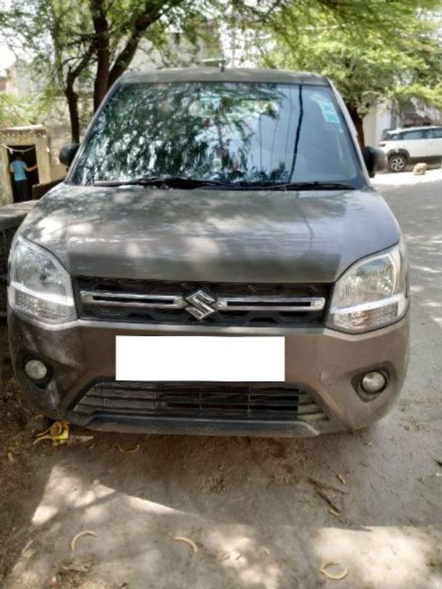 Second-hand 2021 Maruti Suzuki Wagon R CNG LXI for sale in New Delhi