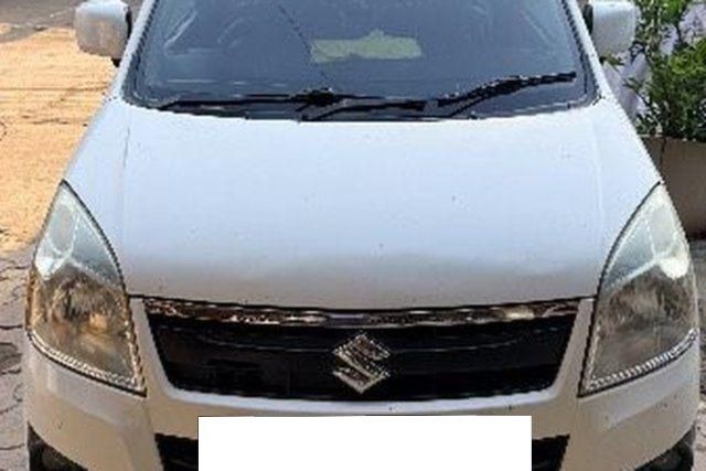 Second-hand 2018 Maruti Suzuki Wagon R VXI Optional for sale in Surat