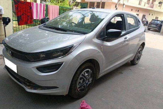 Tata Altroz XE BSVI Second-hand 2020 Tata Altroz XE BSVI for sale in Ghaziabad