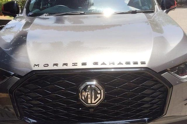 MG Gloster Black Storm 4x4 6Str Second-hand 2024 MG Gloster Black Storm 4x4 6Str for sale in Mumbai