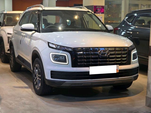 Hyundai Venue SX Diesel Second-hand 2023 Hyundai Venue SX Diesel for sale in Kolkata