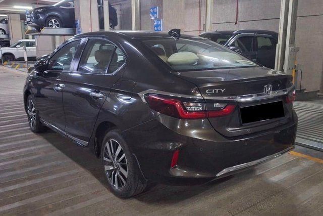 Honda City ZX CVT Second-hand 2023 Honda City ZX CVT for sale in Ahmedabad