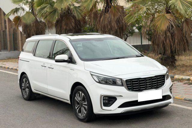 Kia Carnival Limousine Plus Second-hand 2022 Kia Carnival Limousine Plus for sale in New Delhi