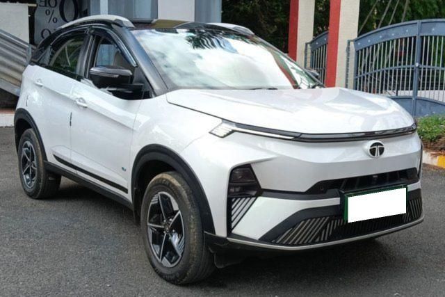 Tata Nexon EV Empowered Plus LR Second-hand 2024 Tata Nexon EV Empowered Plus LR for sale in Bangalore