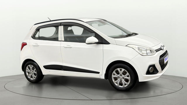 Second-hand 2016 Hyundai Grand i10 1.2 Kappa Sportz BSIV for sale in New Delhi