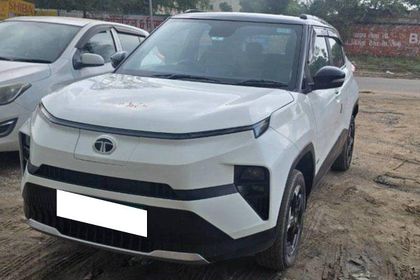 Tata Punch EV Empowered LR