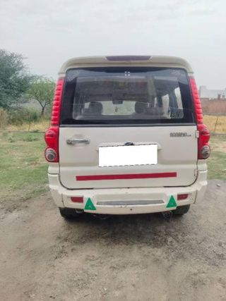 Used Mahindra Scorpio LX 2WD 7S